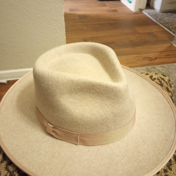 Gigi pip fedora - Picture 1 of 4